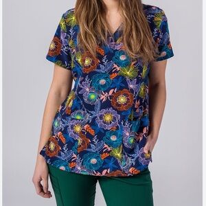 Maevn‎ Dawn Garden Floral Scrub Top